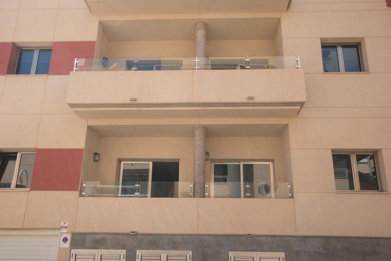 Edificio Arinaga Golden Apartment ภายนอก รูปภาพ